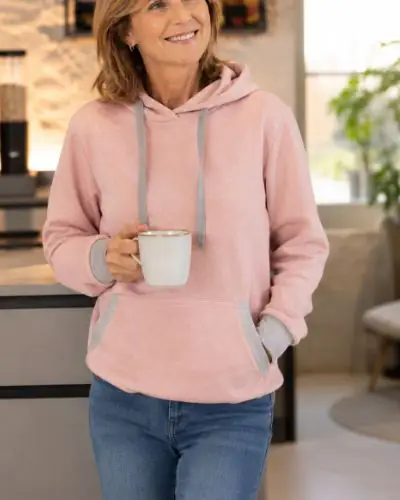 AK_Hoodie_4.2.jpg